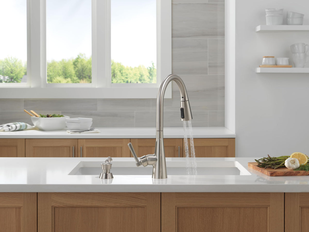 Delta Faucet Boyd Kitchen Faucet with Soap Dispenser, Kitchen Faucets with Pull Down Sprayer Brushed Nickel, Kitchen Sink Faucet with Magnetic Docking Spray Head, SpotShield Stainless 19893Z-SPSD-DST