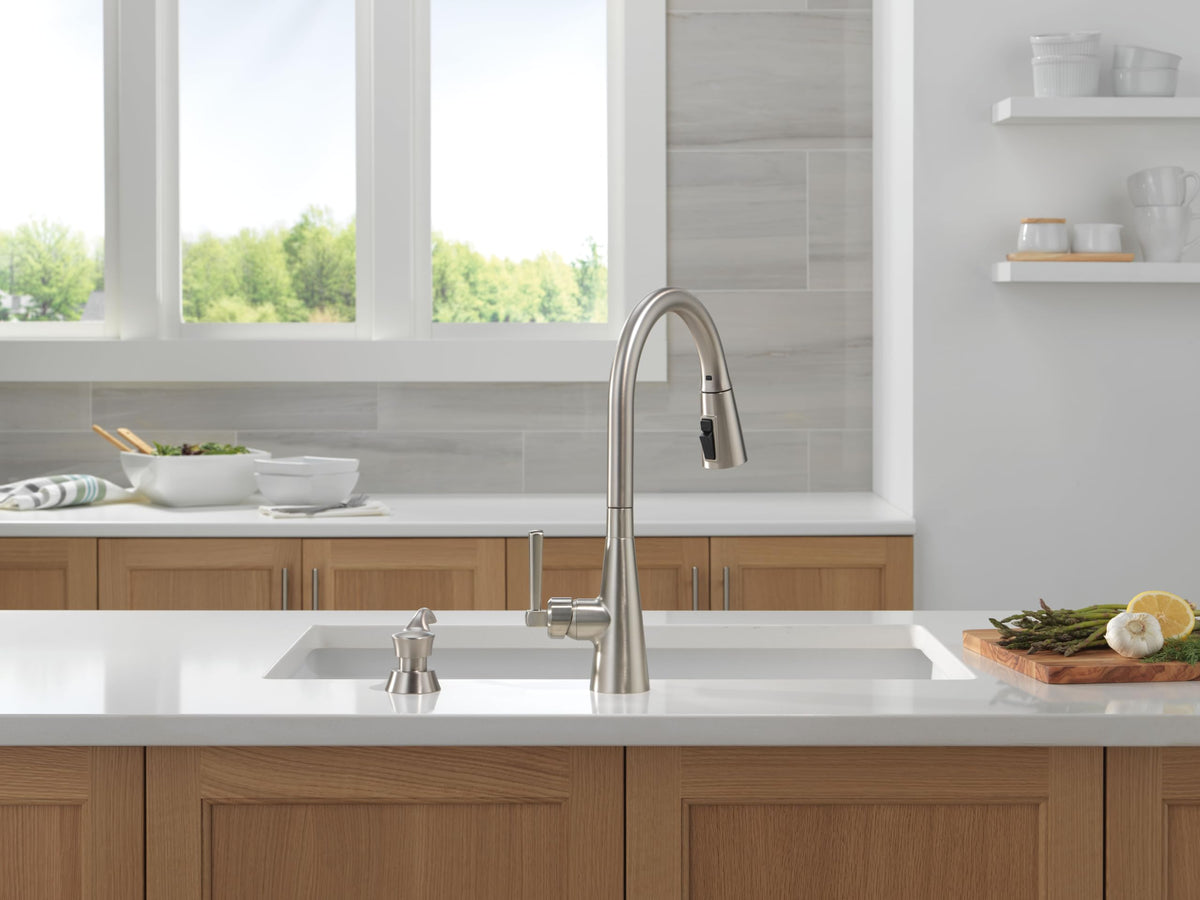 Delta Faucet Boyd Kitchen Faucet with Soap Dispenser, Kitchen Faucets with Pull Down Sprayer Brushed Nickel, Kitchen Sink Faucet with Magnetic Docking Spray Head, SpotShield Stainless 19893Z-SPSD-DST