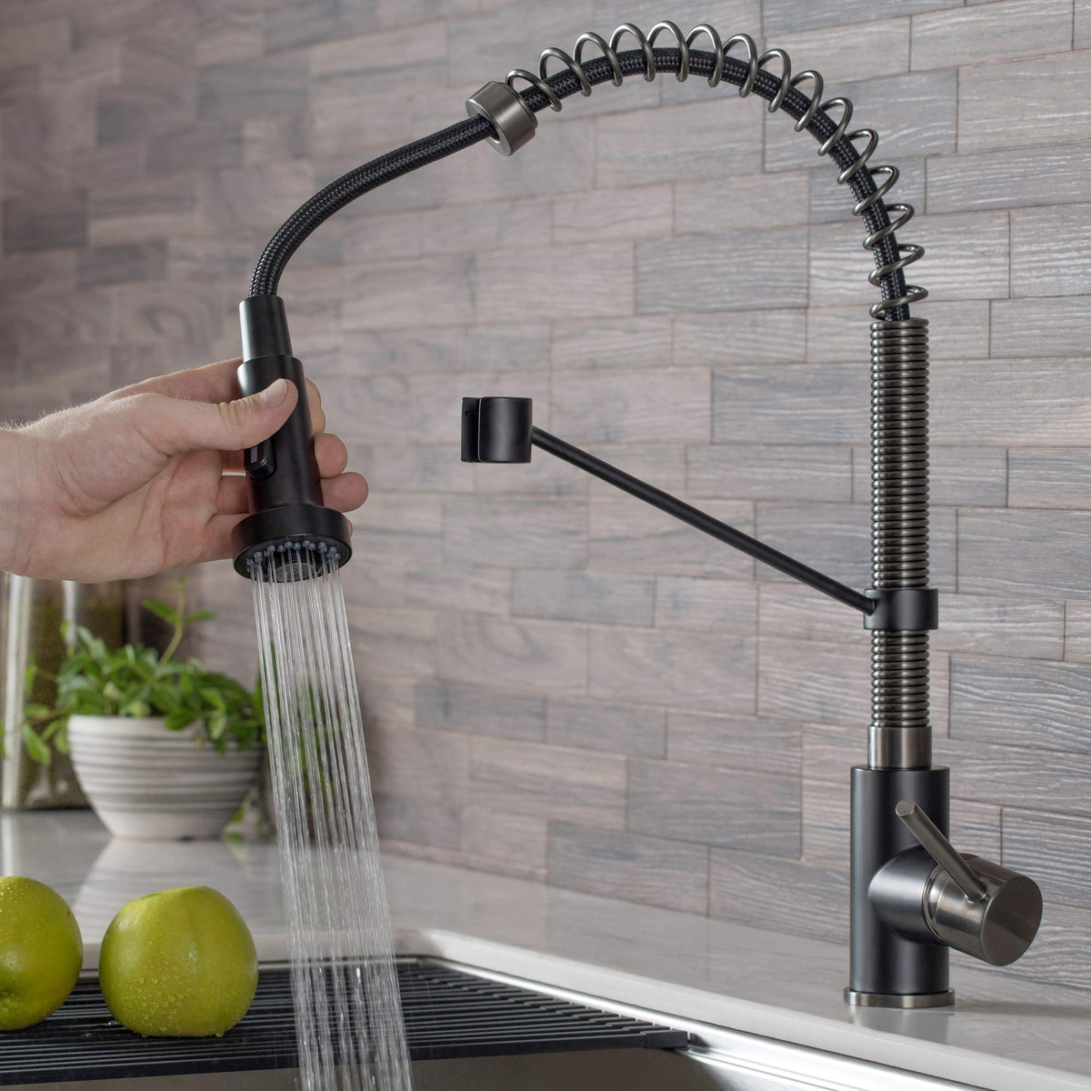 KRAUS Matte Black Black Stainless Pull Down Kitchen Faucet KPF-1610MBSB
